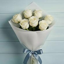 Букет 7 Белых роз Эдлесс Лав в Саввинской Слободе