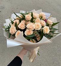 Букет Кремовые розы Латте в Саввинской Слободе