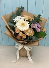 Букет цветов из:  Герберы и Хризантемы в Саввинской Слободе