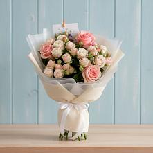 Букет цветов из:  Розы в Саввинской Слободе